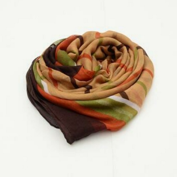 Vintage Style Fashion Scarf - Picture 2 of 3